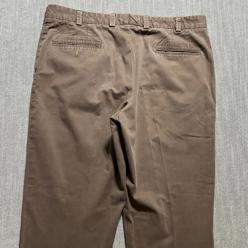 VTG Bills Khakis Trim Fit Pants Mens 38x30 Brown Made in USA Cotton Chinos